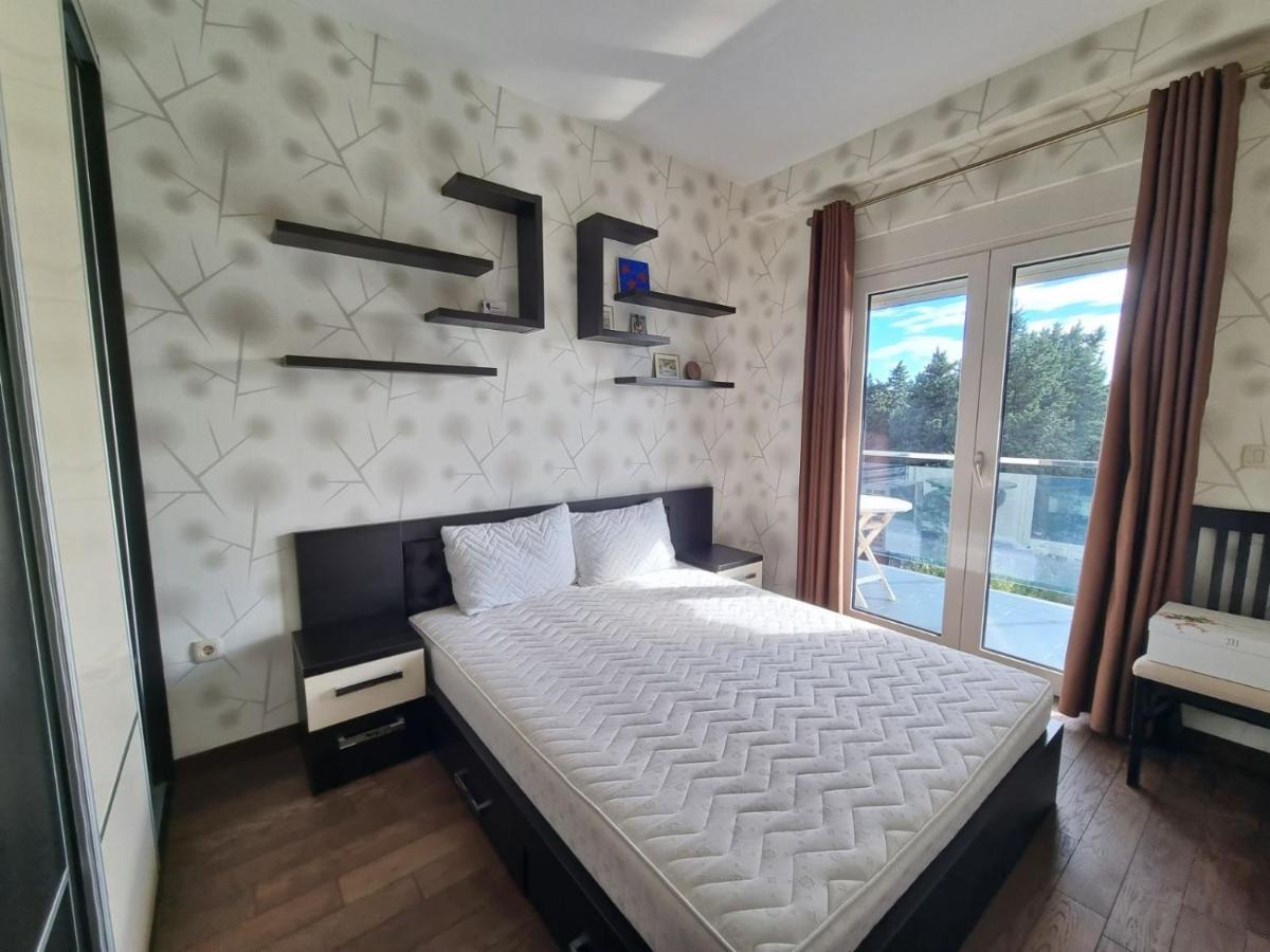 Becici -Big Apartments Bečići Buitenkant foto