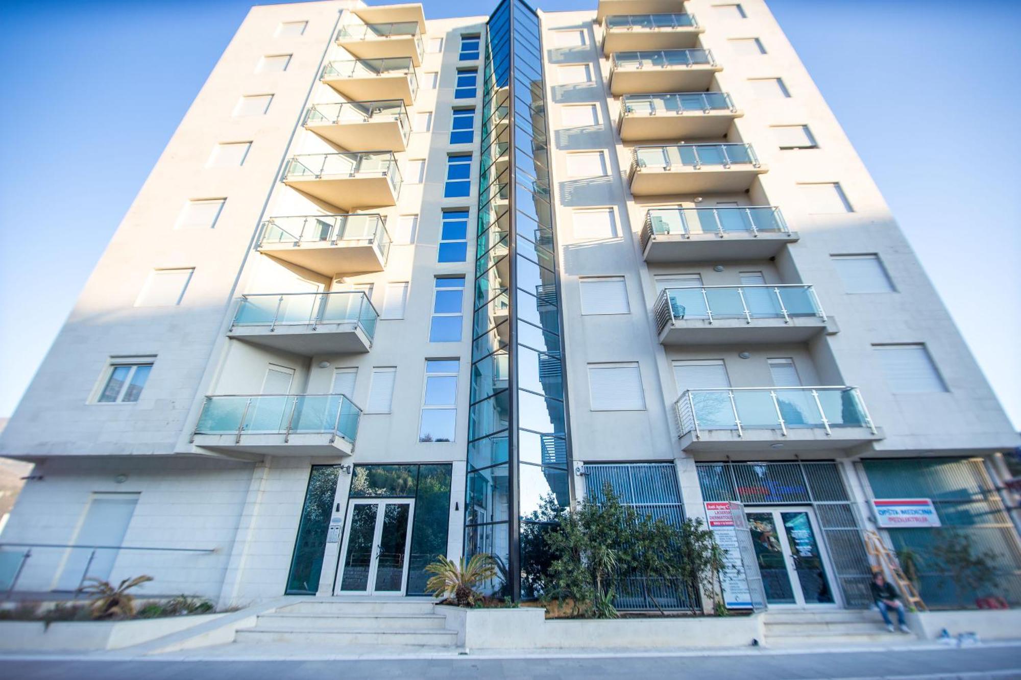 Becici -Big Apartments Bečići Buitenkant foto